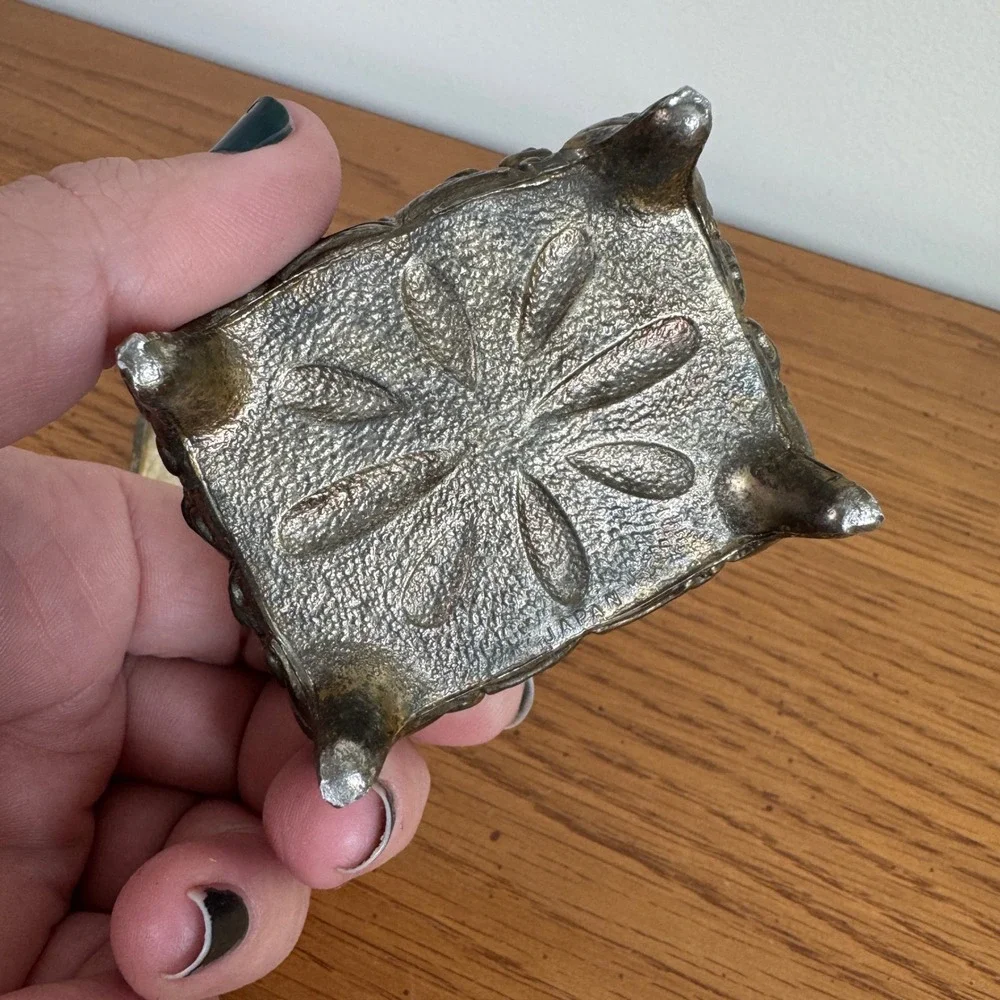 Vintage‎ Ornate Red Jewel White Enamel Accent Pewter Jewelry Trinket Box